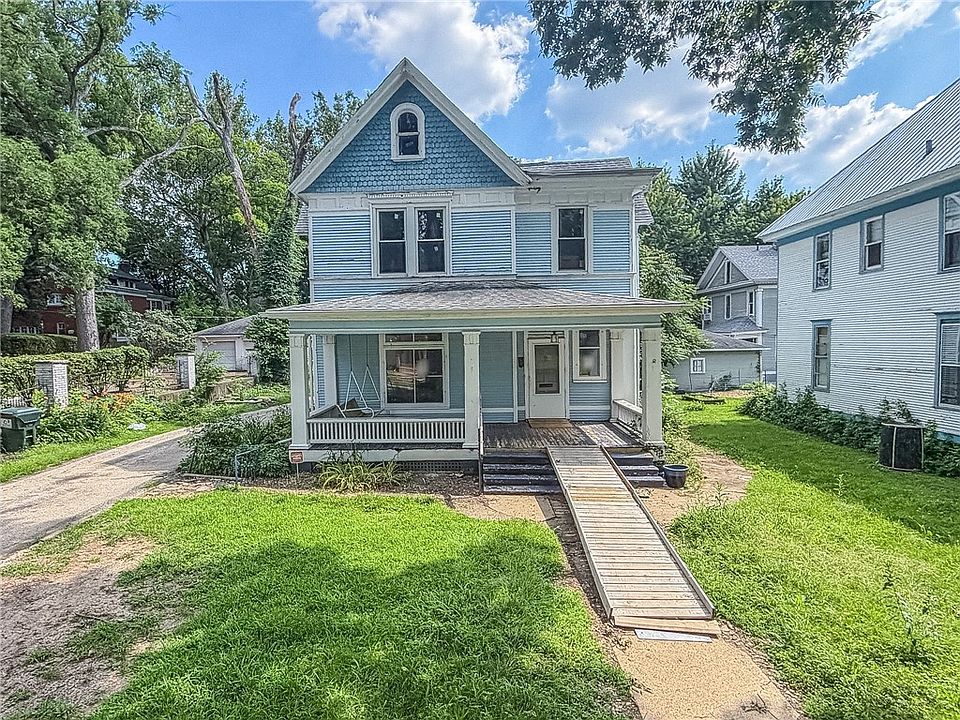 1st image of 437 W Decatur St