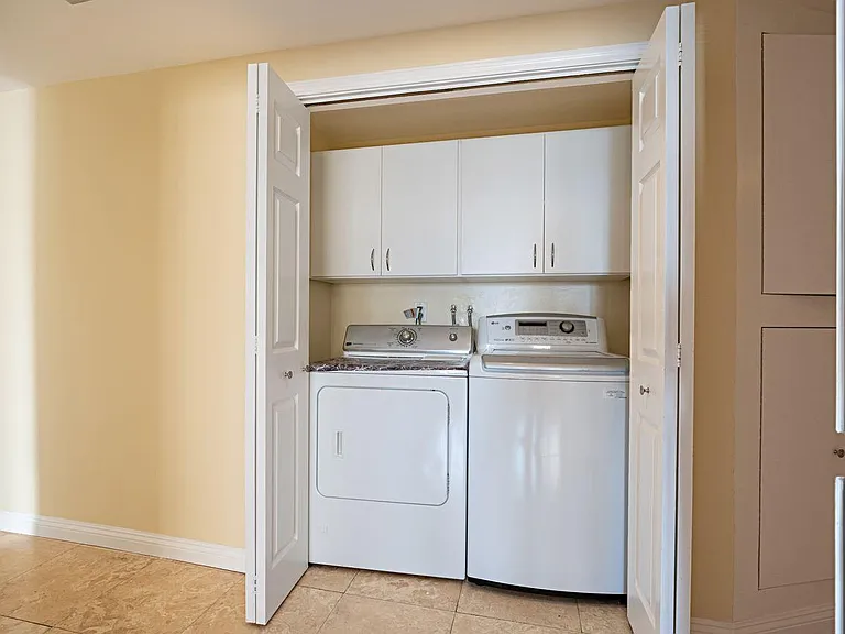 1230 E Ocean Blvd #601 — Photo 45