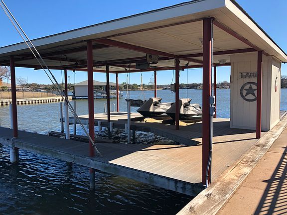 3rd image of 2523 Pebble Dr