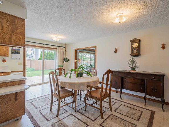 5th image of 7317 NE 147th Ave