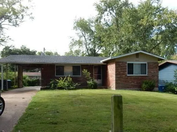 8432 Jacklin Ave, Hazelwood, MO 63042