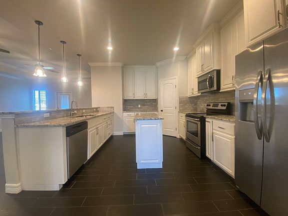 3rd image of 7214 Lake Placid Cir