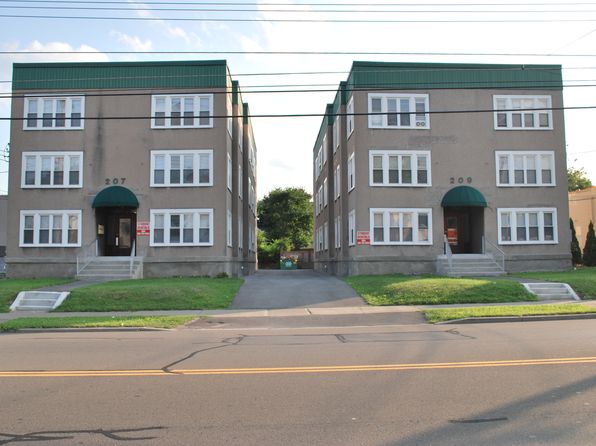 207 Main St #2