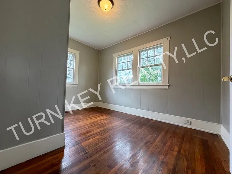1782 McMillon Ave SW — Photo 11