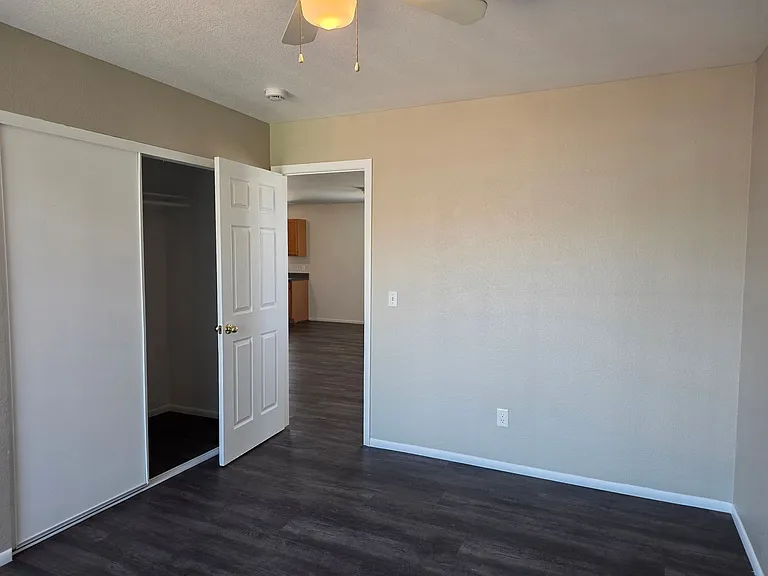 346 Rio Grande Ct — Photo 10