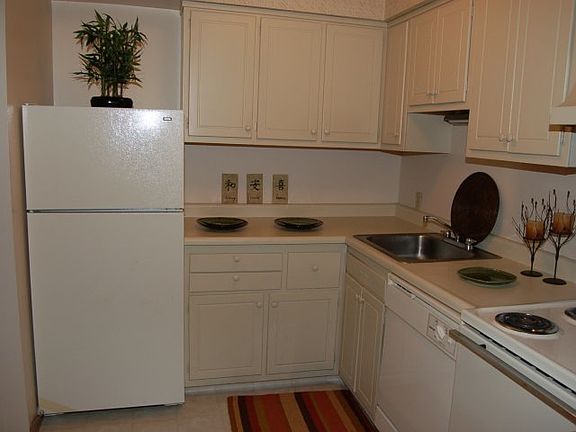 Classic-Style Kitchen