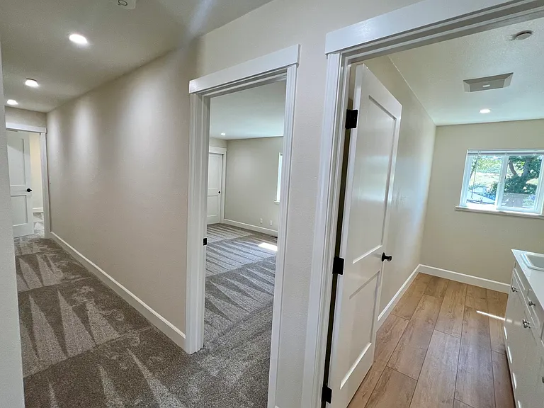 3729 Cannes Pl — Photo 22