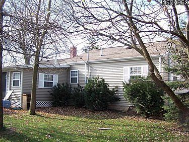 3rd image of 157 N Leddy Ln