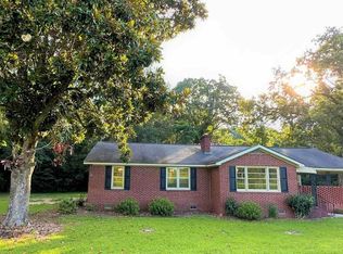 367 Hicks Rd, Coward, SC 29530