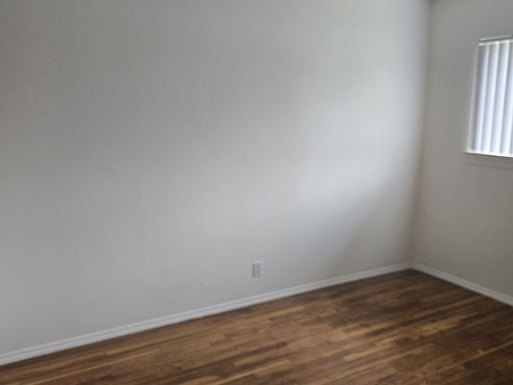 5th image of 670 Cypress Ave