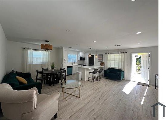 2nd image of 312 Baker Dr #3