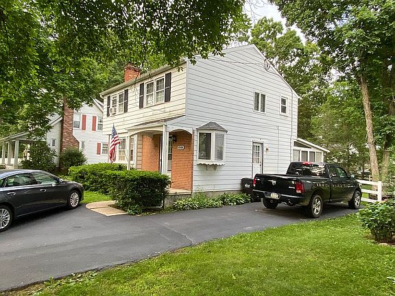 2nd image of 1005 E Prospect Ave