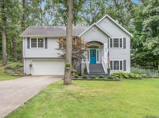 980 Concord Dr, Lawton, MI 49065