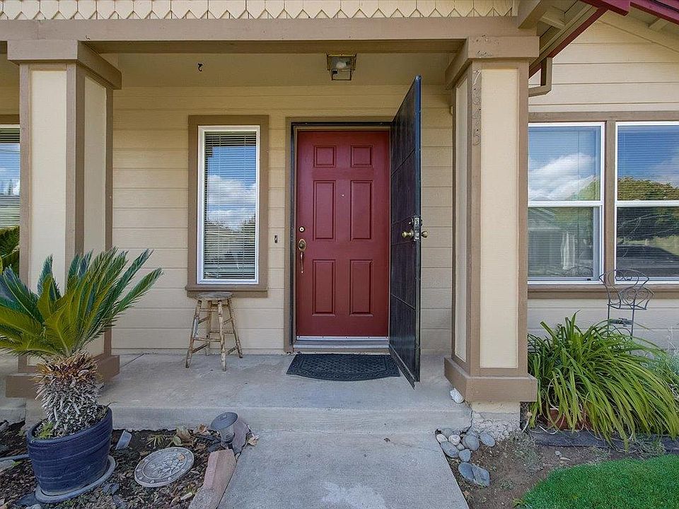 2nd image of 7845 Craftsman Ct