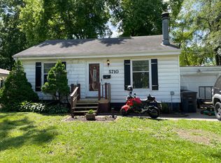 5710 Washington Ave, Des Moines, IA 50310