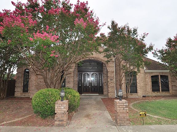 4th image of 1095 Harbor Haven St