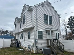 99 Pennsylvania Ave, Ewing, NJ 08638