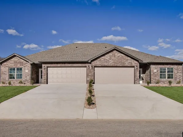 1049 Nottington St, Mountain Home, AR 72653