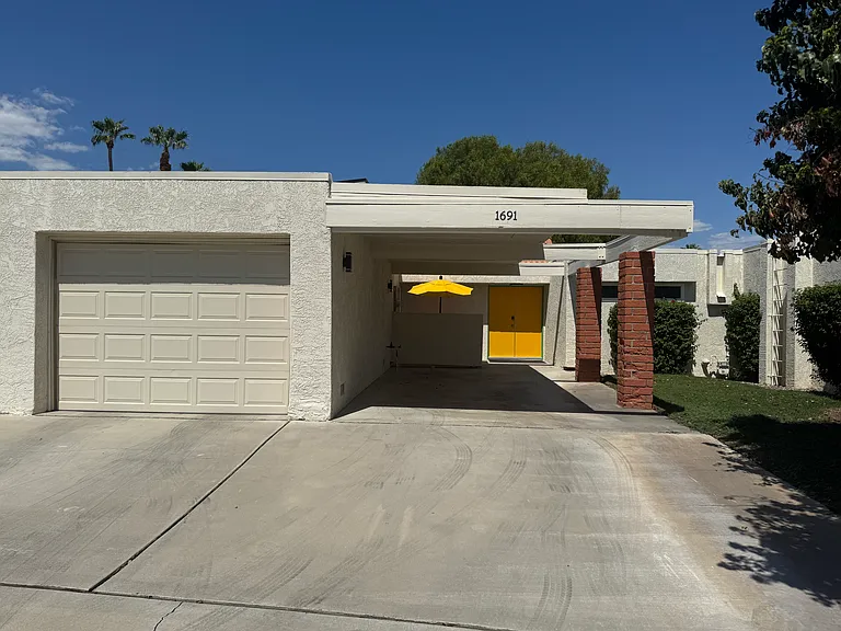 1691 Sunnydale Plz — Photo 16