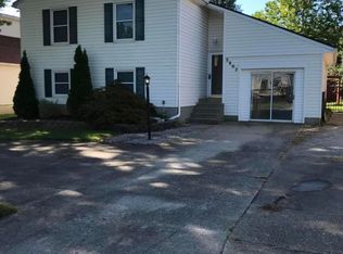 3802 Hillcross Dr, Louisville, KY 40229