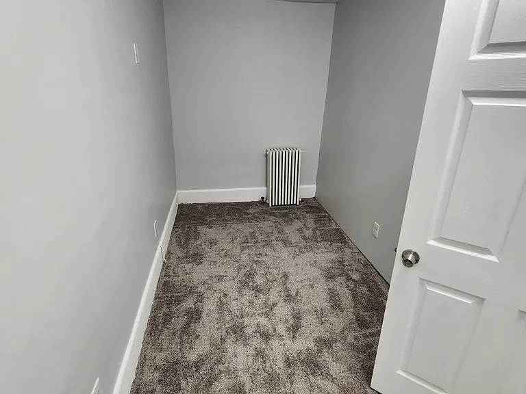 642 W Penn St — Photo 44