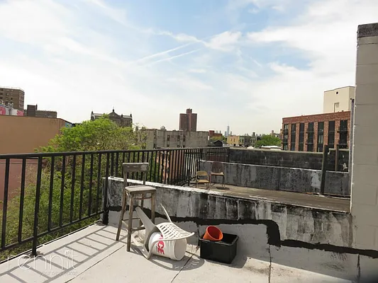 Rented by Rennit Inc. | media 18
