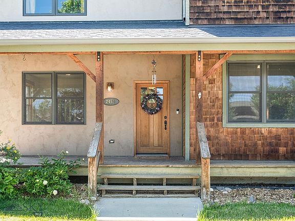 4th image of 2451 Ferguson Ave