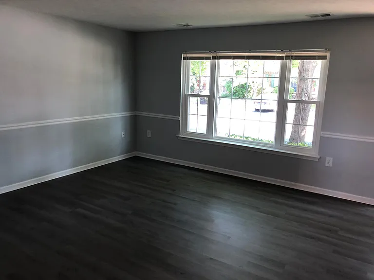 253 Waterford Ln — Photo 4