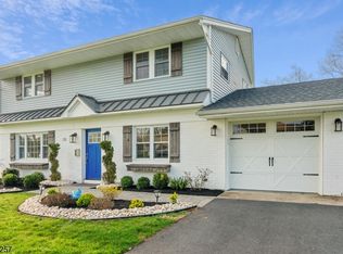 28 Starling Rd S, South Brunswick, NJ 08824