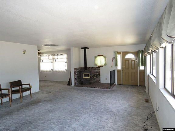 3rd image of 1312 S Santa Barbara Dr