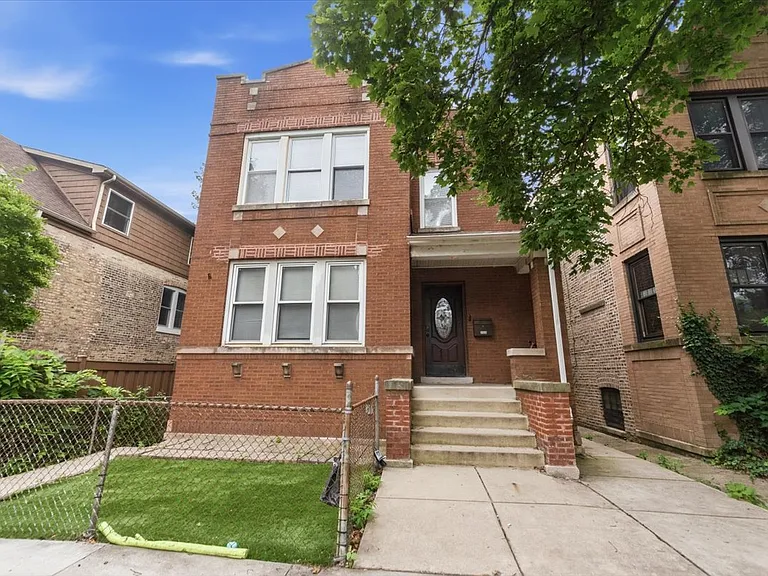 2323 W Shakespeare Ave #2 — Photo 1