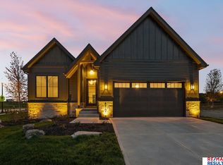 20101 W St, Omaha, NE 68135