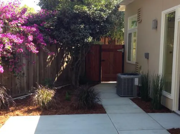 1069 Moreno Ave #A, Palo Alto, CA 94303
