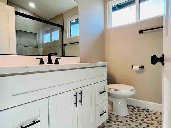 2709 W Estrella Dr, Chandler, AZ 85224
