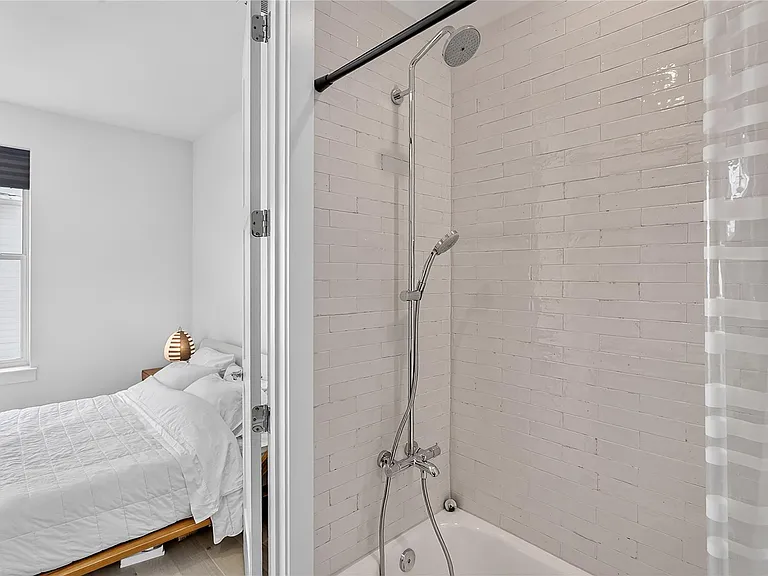 2805 McCurdy St #14 — Photo 21