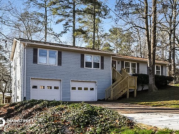 4th image of 126 Riverlake Dr