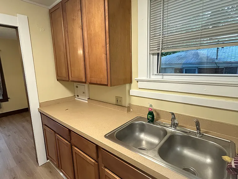 5825 Foth Dr — Photo 6