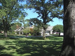 925 Oak Knoll Dr, Lake Forest, IL