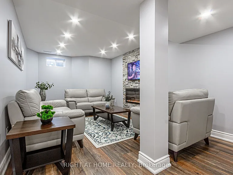 557 Settlers Rd W — Photo 21