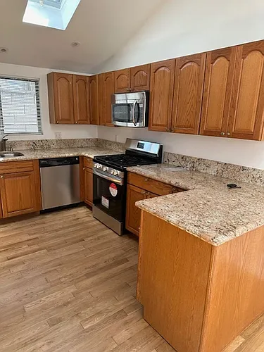 304 N Francisca Ave Photo 1