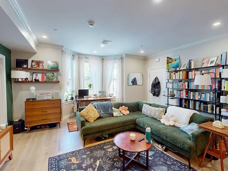 103 Hooker St #1 — Photo 2