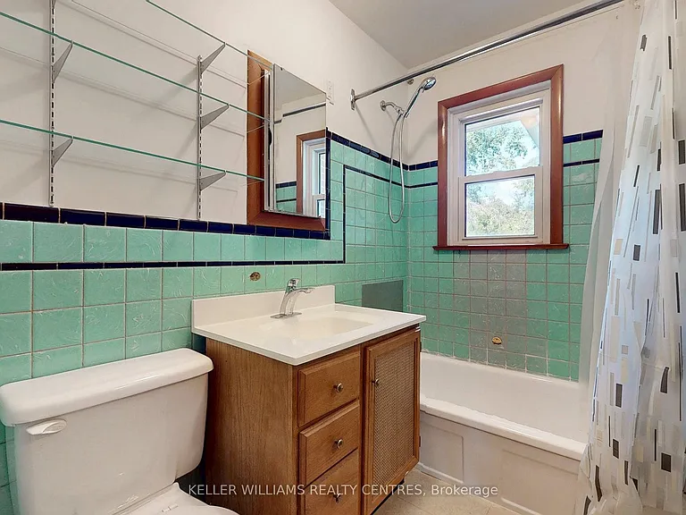 252 Elgin Mills Rd W #A — Photo 12