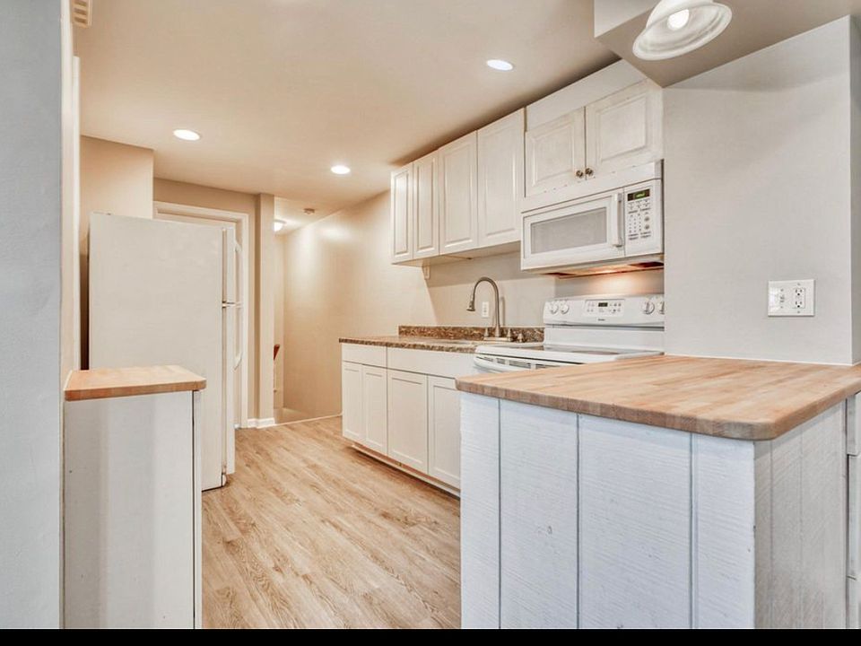 1st image of 6109 Danville Ave APT 2