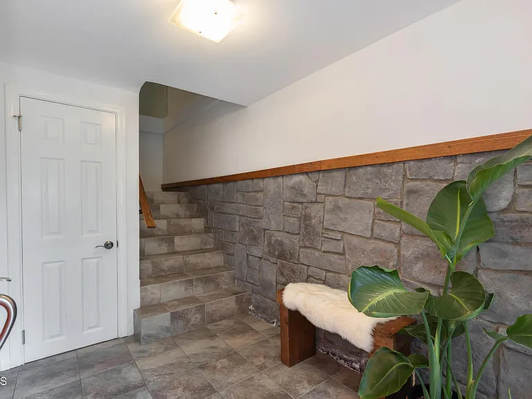 3866 Udell Ct — Photo 3