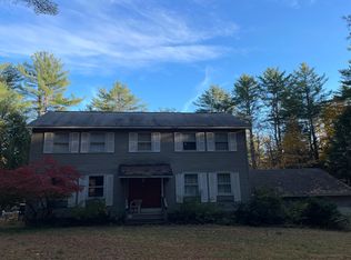 10 Adirondack Ct, Porter Corners, NY 12859