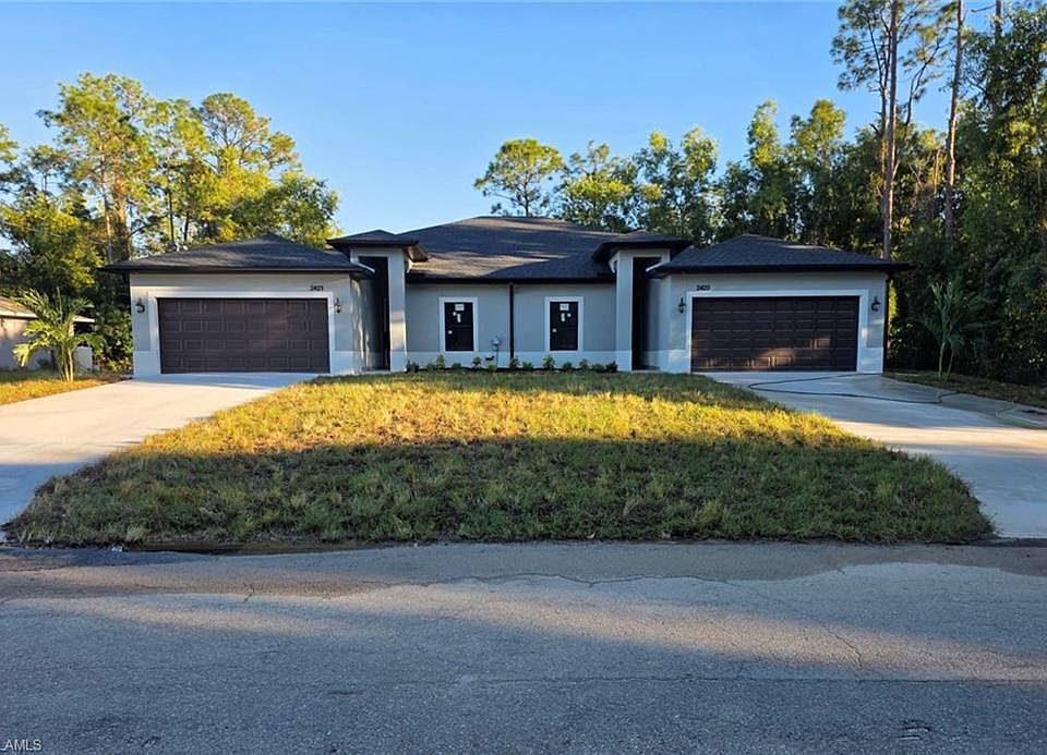 1st image of 2423 Lantana AVE S