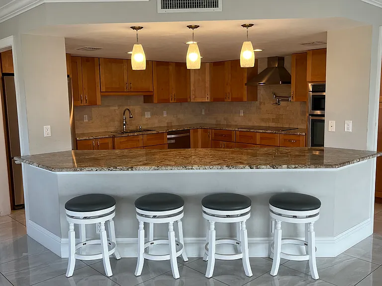 155 Yacht Club Dr #408 — Photo 5