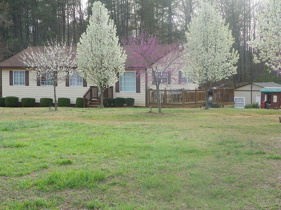 1st image of 700 Matthews Ln