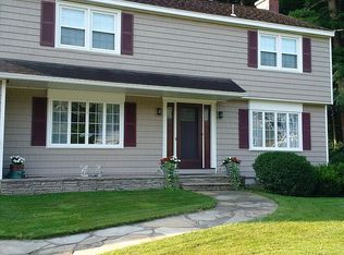 159 Sherwood Dr, Pittsfield, MA 01201