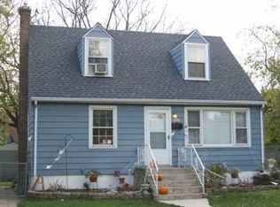 17543 Roy St, Lansing, IL 60438